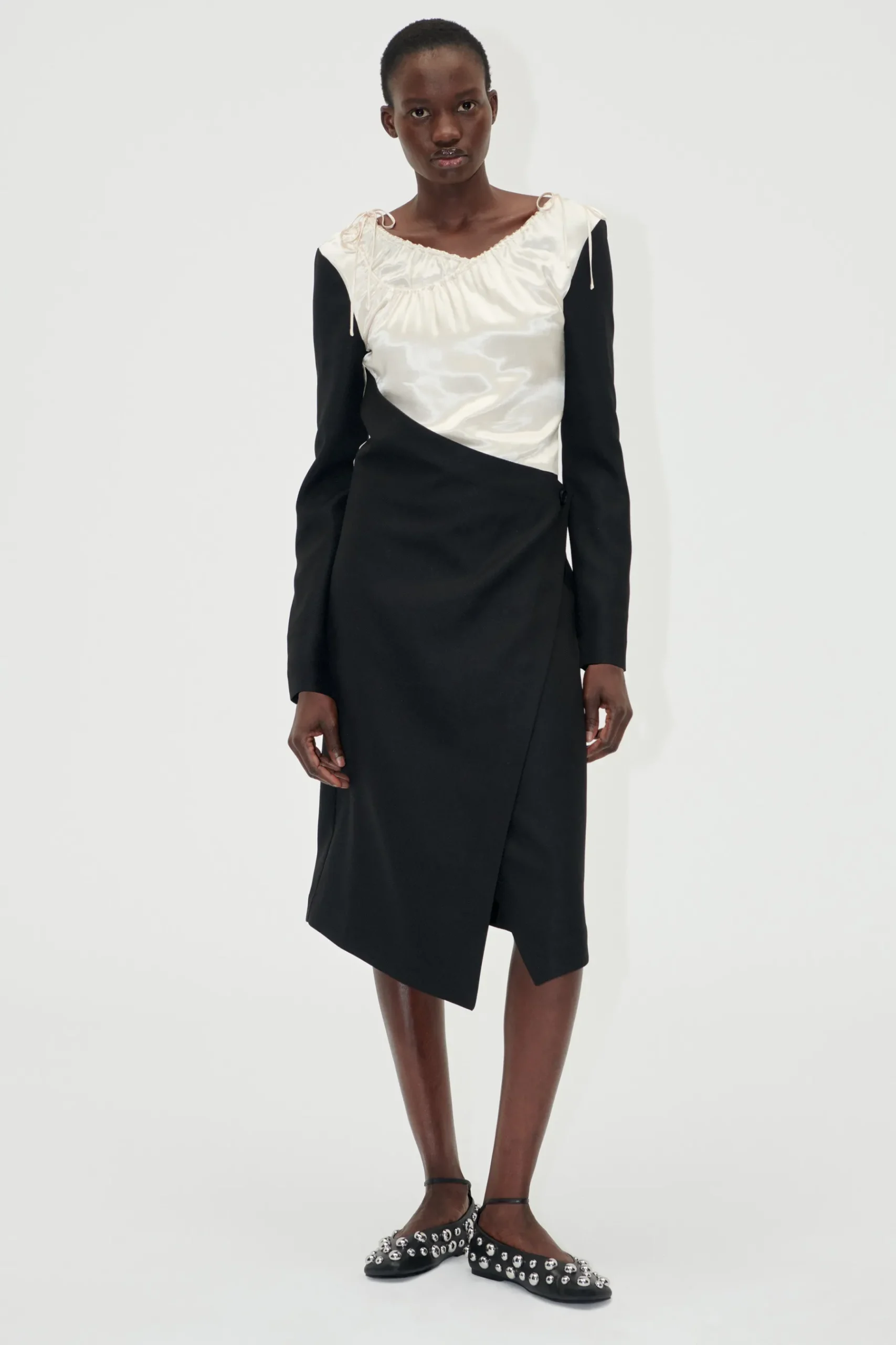 STINE GOYA Wrap Midi Dress - Black / Butter Milk Online